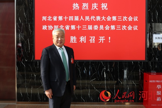 克拉玛依区人民政府与宁夏国飞电气有限公司签订投资协议